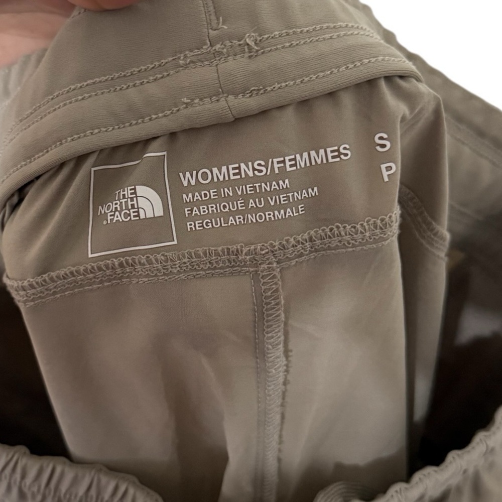 THE NORTH FACE Never Stop Wearing Ankle Joggers Pants - Picture 8 of 8